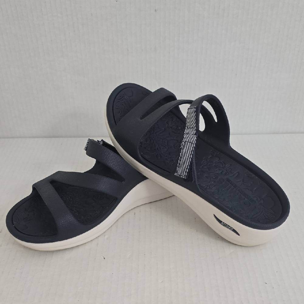 Skechers Foamies Blue Women's Sandals Size 7